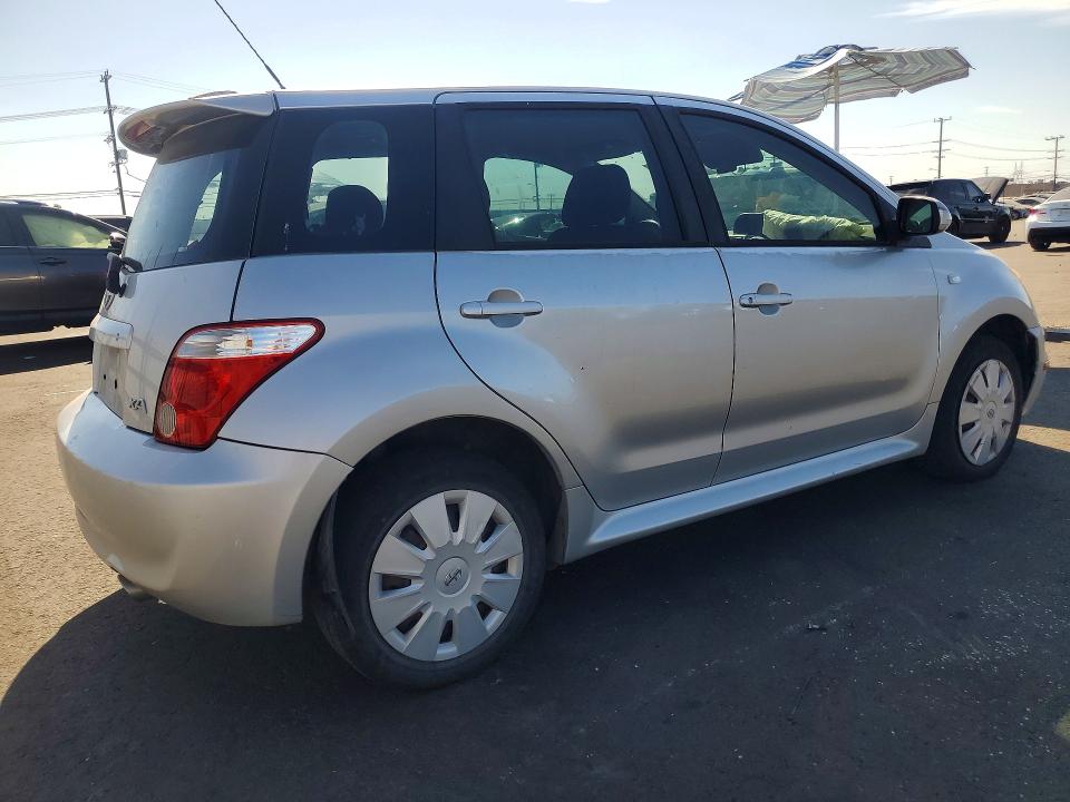 Photo 3 from auction – 2006 SCION XA with VIN JTKKT624960147633