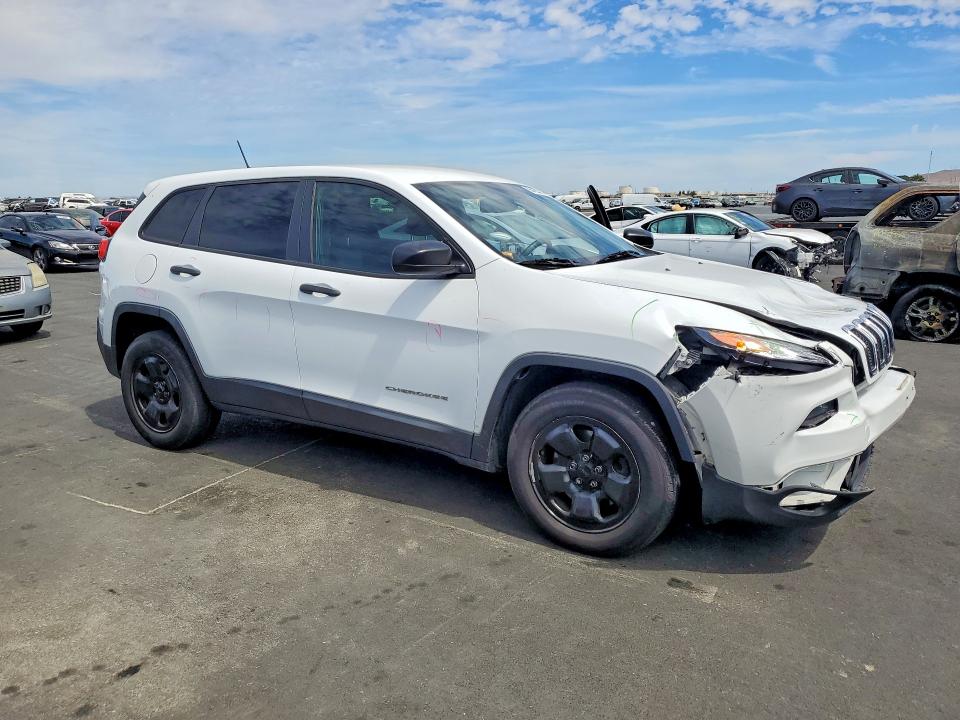 Photo 4 from auction – 2014 JEEP CHEROKEE with VIN 1C4PJMAB9EW303155