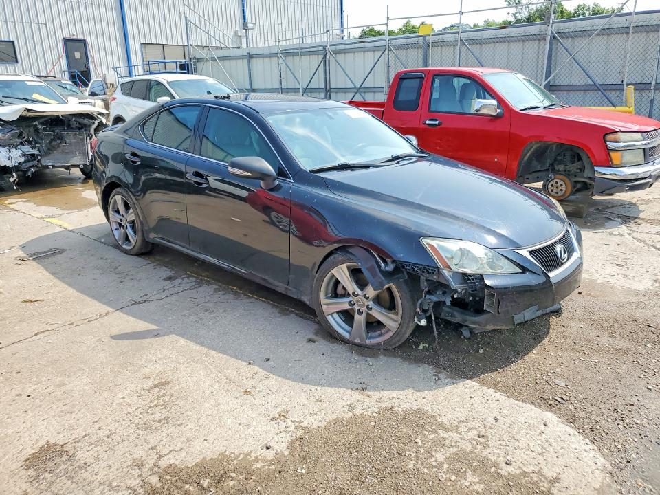 Photo 4 from auction – 2013 LEXUS IS with VIN JTHBF5C26D5191237