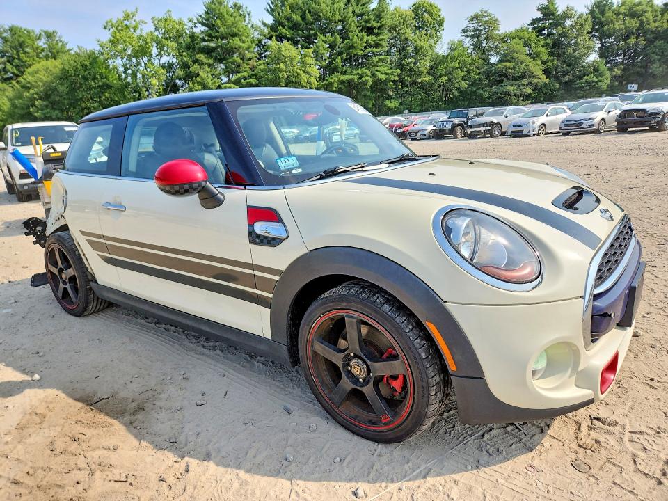 Photo 4 from auction – 2014 MINI COOPER with VIN WMWXM7C54ET987711