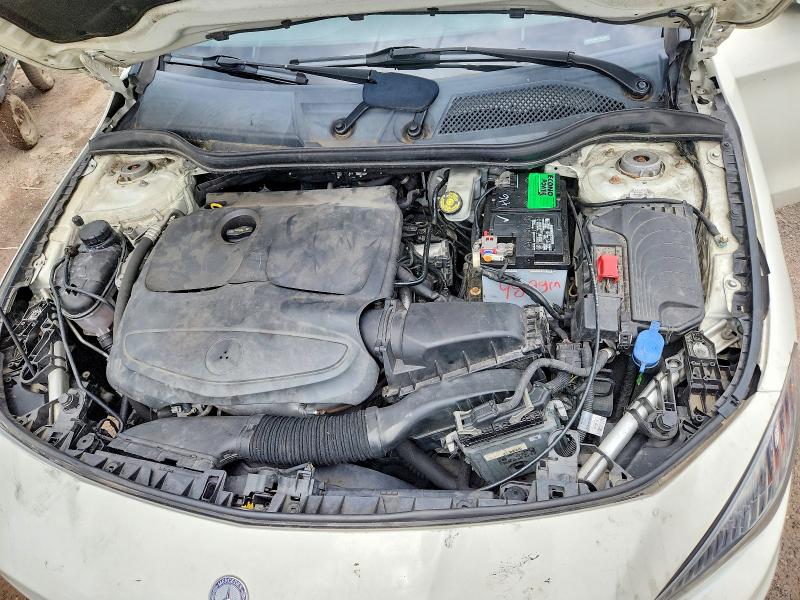 Photo 11 from auction – 2014 MERCEDES-BENZ CLA with VIN WDDSJ4EB7EN050269