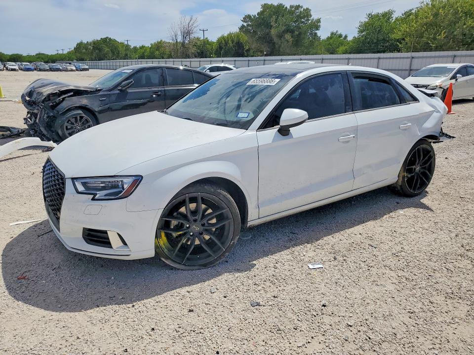 AUDI A3 2018 with VIN WAUAUGFF4J1000346 - Photo from auction