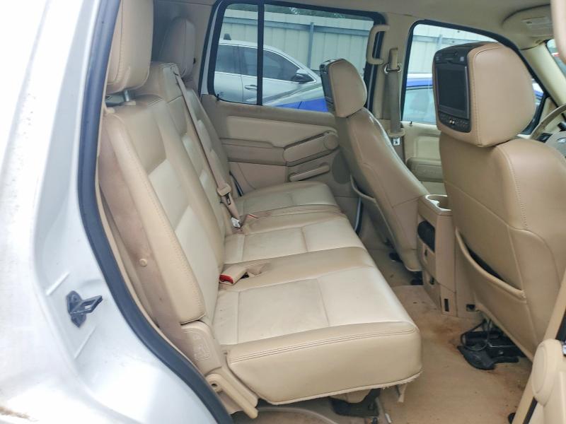 Photo 11 from auction – 2006 FORD EXPLORER with VIN 1FMEU64846UA75567