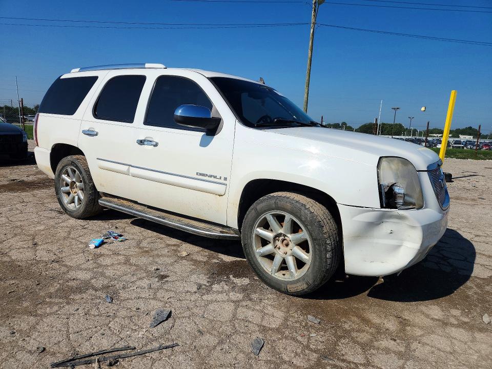 Снимка 4 от търг – 2008 GMC YUKON с VIN 1GKFK63878J126102