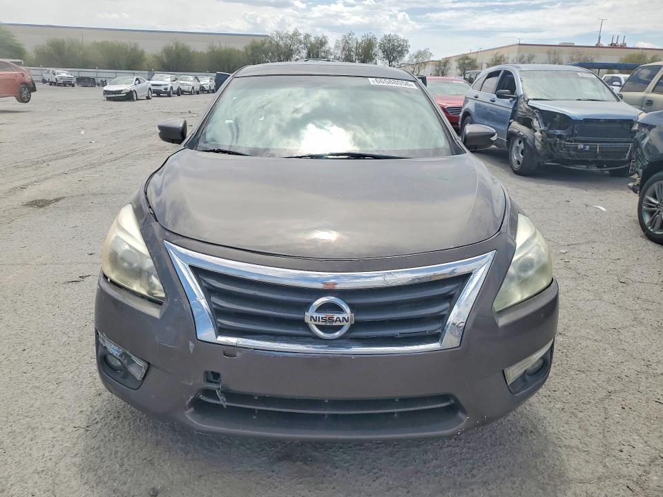 Photo 5 from auction – 2015 NISSAN ALTIMA with VIN 1N4AL3AP7FN921674