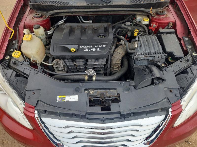 Photo 11 from auction – 2014 CHRYSLER 200 with VIN 1C3CCBAB4EN122648