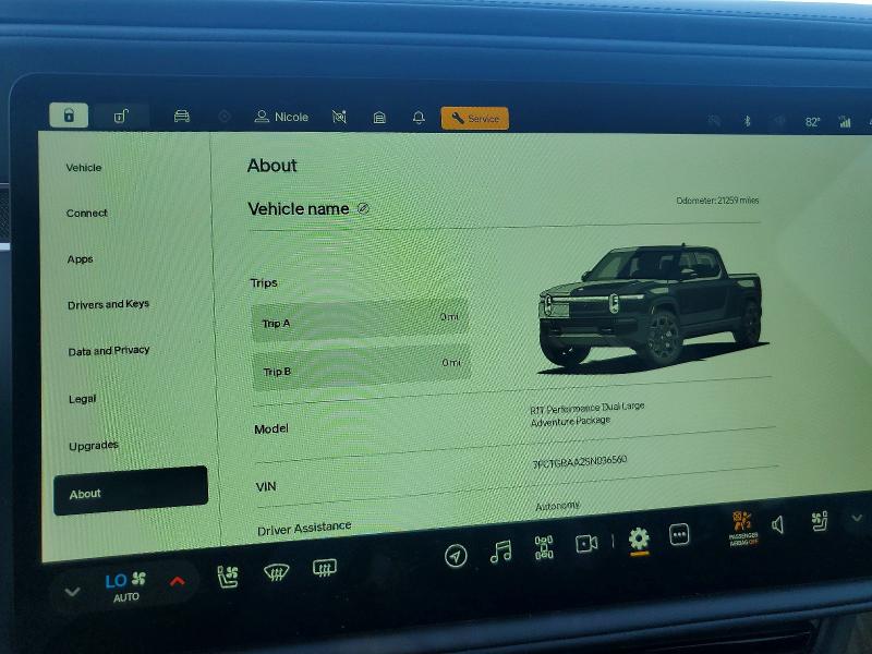 Photo 9 from auction – 2025 RIVIAN R1T with VIN 7FCTGBAA2SN036560