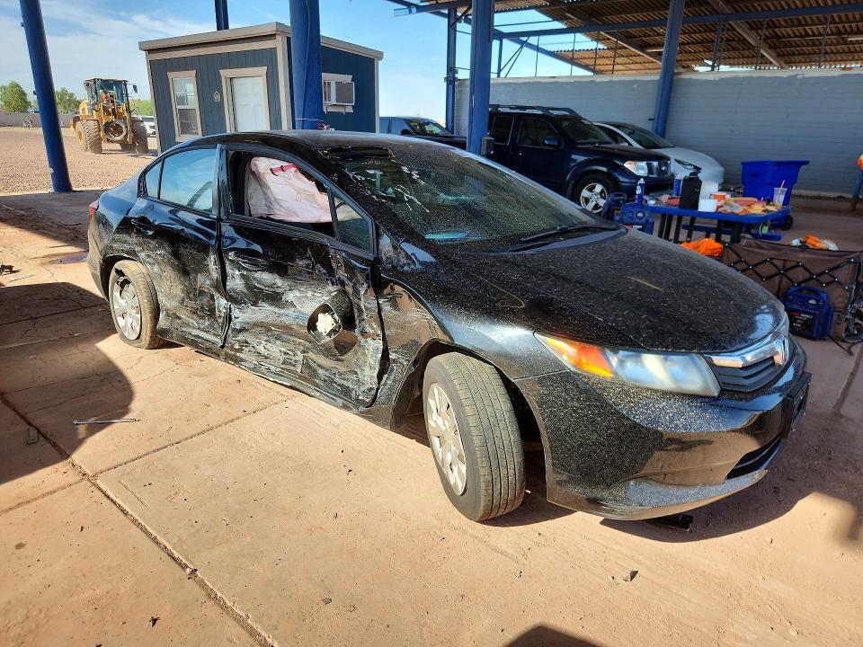 Photo 4 from auction – 2012 HONDA CIVIC with VIN 19XFB2F57CE093839