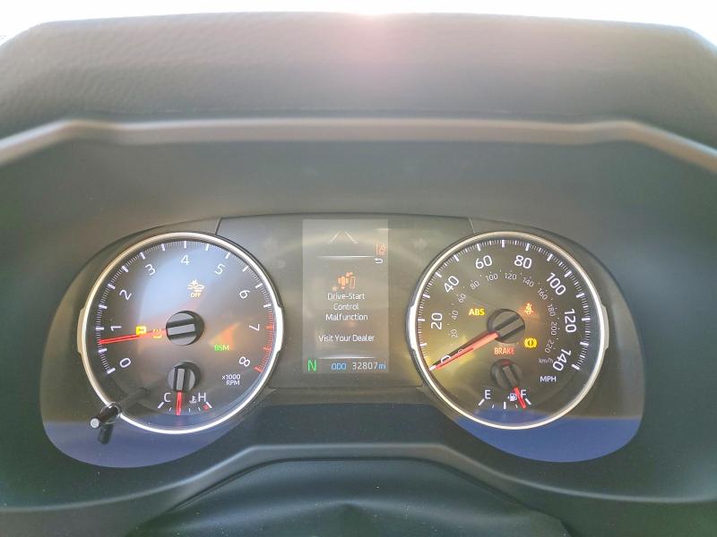 Photo 9 from auction – 2020 TOYOTA RAV4 with VIN 2T3C1RFV4LW097933