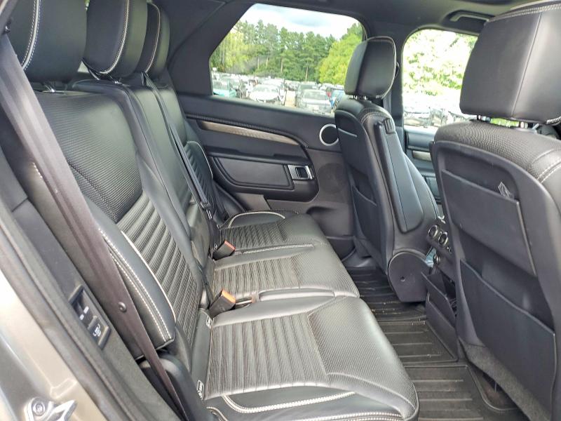Photo 11 from auction – 2017 LAND ROVER DISCOVERY with VIN SALRRBBV3HA046552