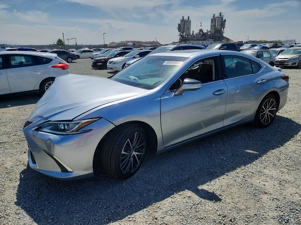 2023 LEXUS ES 300H