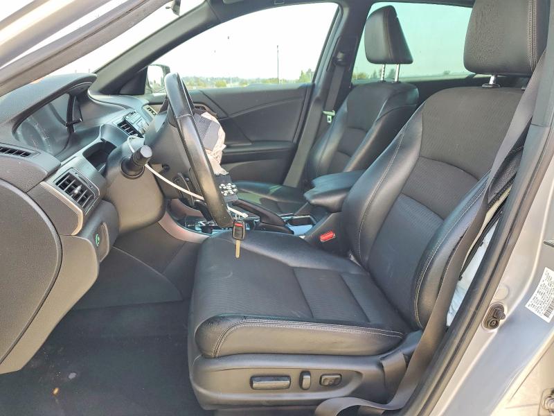 Photo 7 from auction – 2016 HONDA ACCORD with VIN 1HGCR2F59GA204755