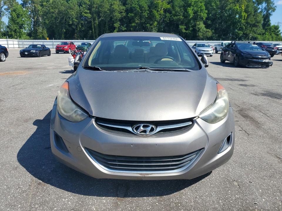 Photo 5 from auction – 2011 HYUNDAI ELANTRA with VIN 5NPDH4AE3BH051493