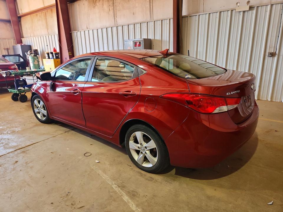 Photo 2 from auction – 2012 HYUNDAI ELANTRA with VIN KMHDH4AE4CU420879