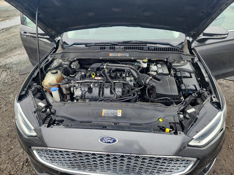Photo 11 from auction – 2019 FORD FUSION with VIN 3FA6P0K91KR269439