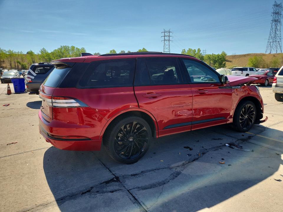 Photo 3 from auction – 2025 LINCOLN AVIATOR with VIN 5LM5J7XC6SGL13178