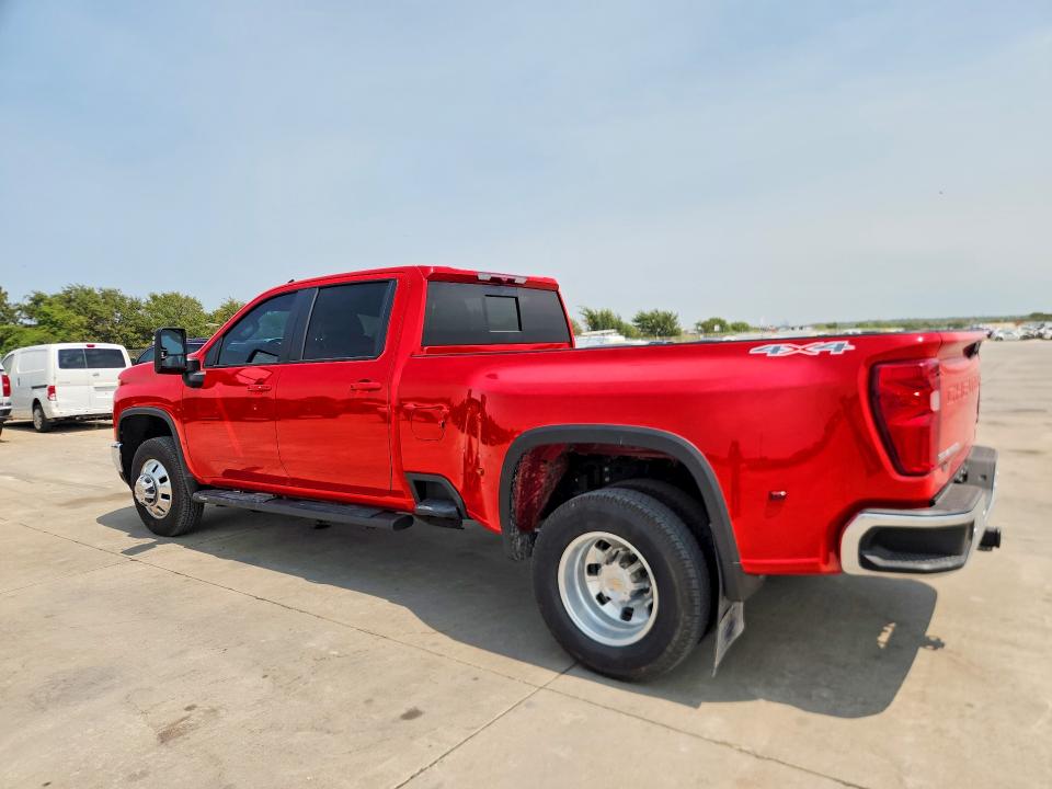 Photo 2 from auction – 2026 CHEVROLET SILVERADO with VIN 1GC4KTEY9TF129531
