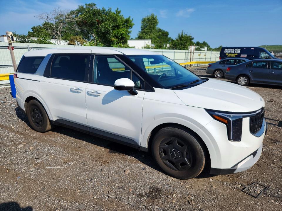 Photo 4 from auction – 2025 KIA CARNIVAL with VIN KNDNB5K34S6475963