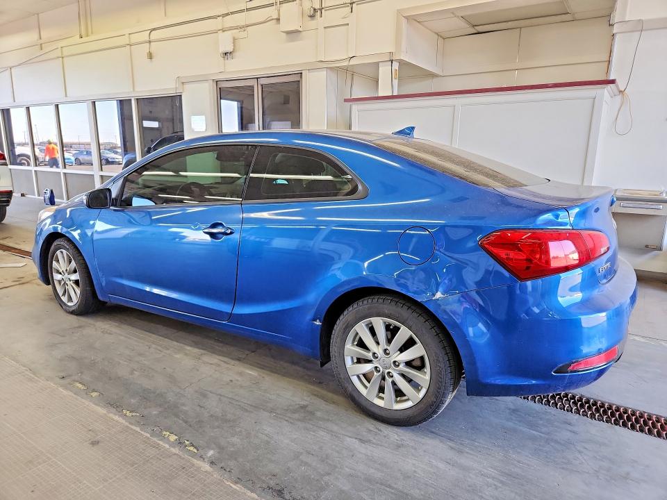 Photo 2 from auction – 2014 KIA FORTE KOUP with VIN KNAFX6A87E5225312