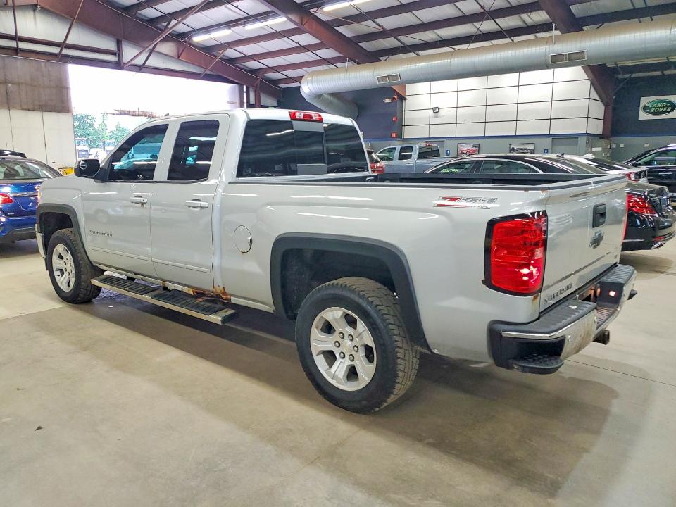 Photo 2 from auction – 2015 CHEVROLET SILVERADO with VIN 1GCVKREC6FZ444589