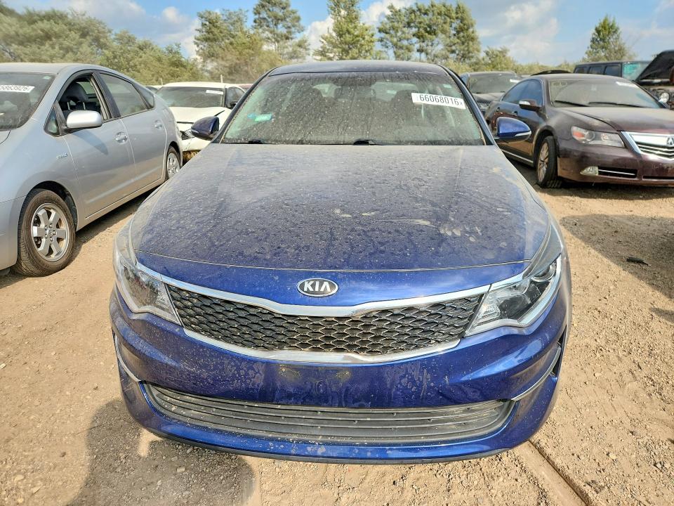Photo 5 from auction – 2018 KIA OPTIMA with VIN 5XXGT4L33JG225984