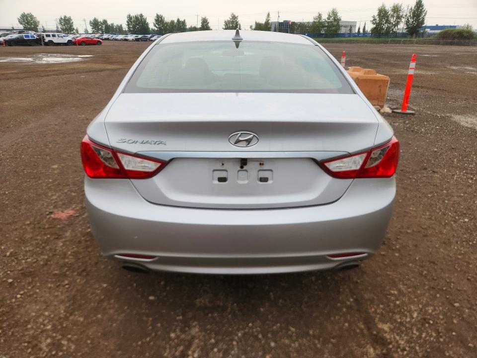 Photo 6 from auction – 2013 HYUNDAI SONATA with VIN 5NPEC4ACXDH545578