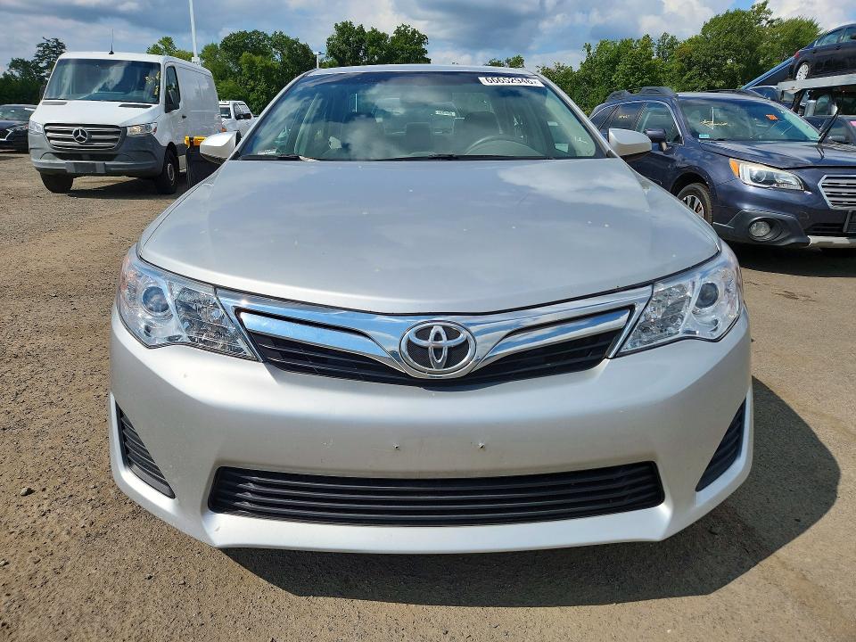 Photo 5 from auction – 2013 TOYOTA CAMRY with VIN 4T1BF1FK4DU206583