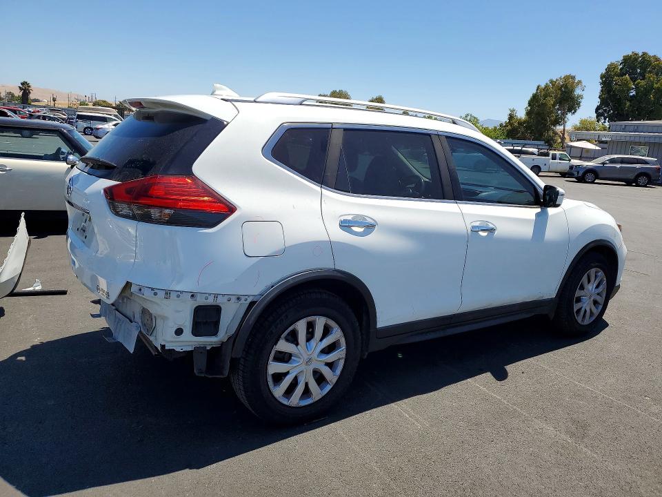 Photo 3 from auction – 2017 NISSAN ROGUE with VIN KNMAT2MT1HP522649