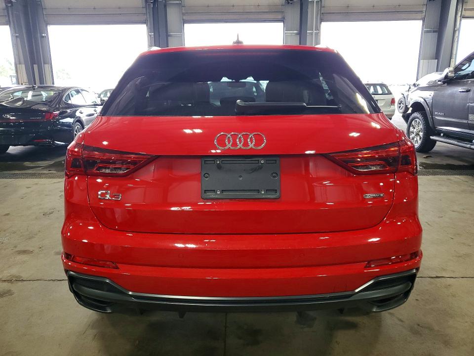Photo 6 from auction – 2022 AUDI Q3 with VIN WA1DECF30N1119927