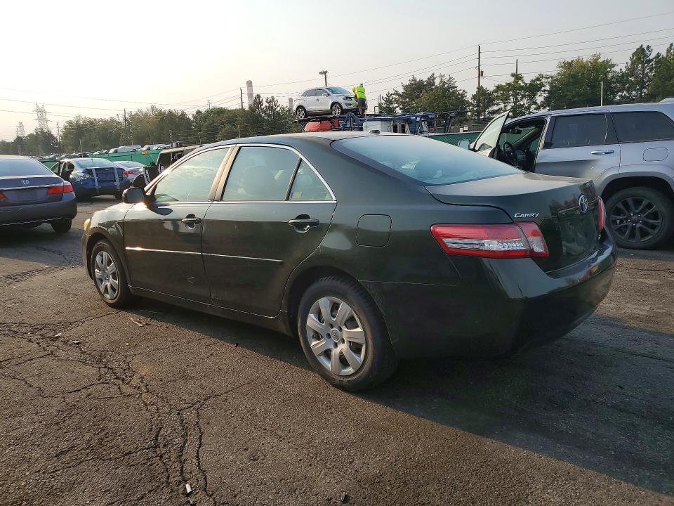 Photo 2 from auction – 2010 TOYOTA CAMRY with VIN 4T1BF3EK3AU512604