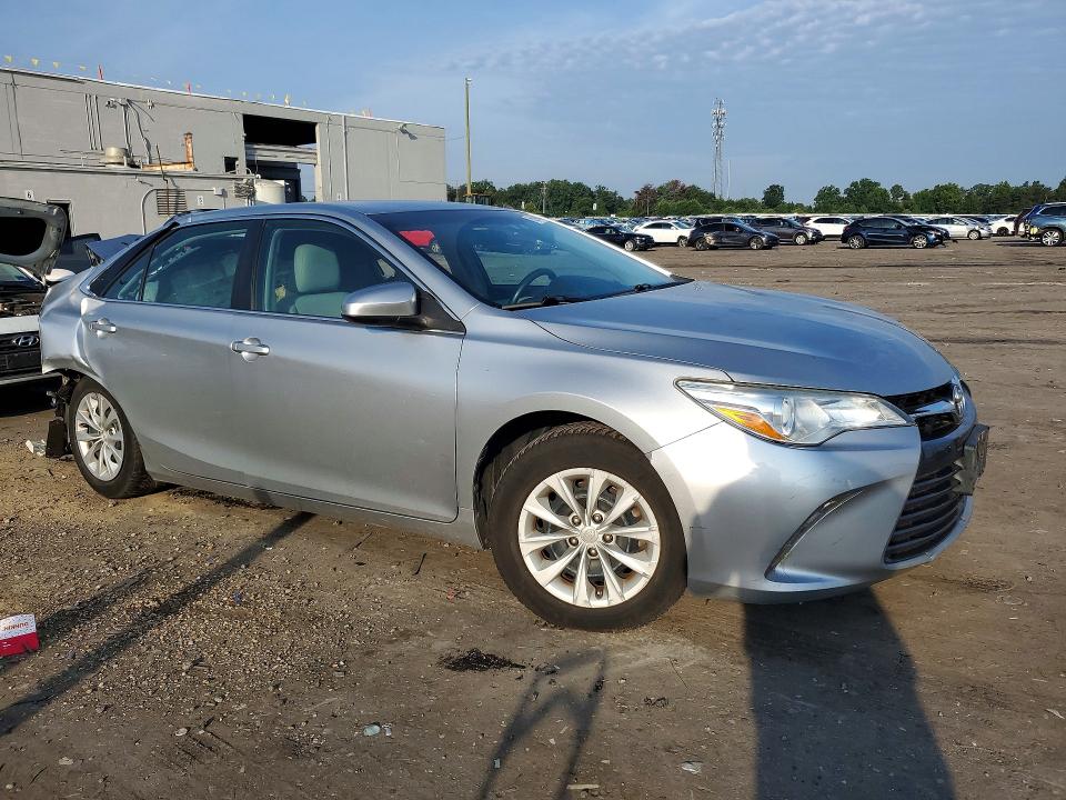 Photo 4 from auction – 2015 TOYOTA CAMRY with VIN 4T4BF1FK0FR512477