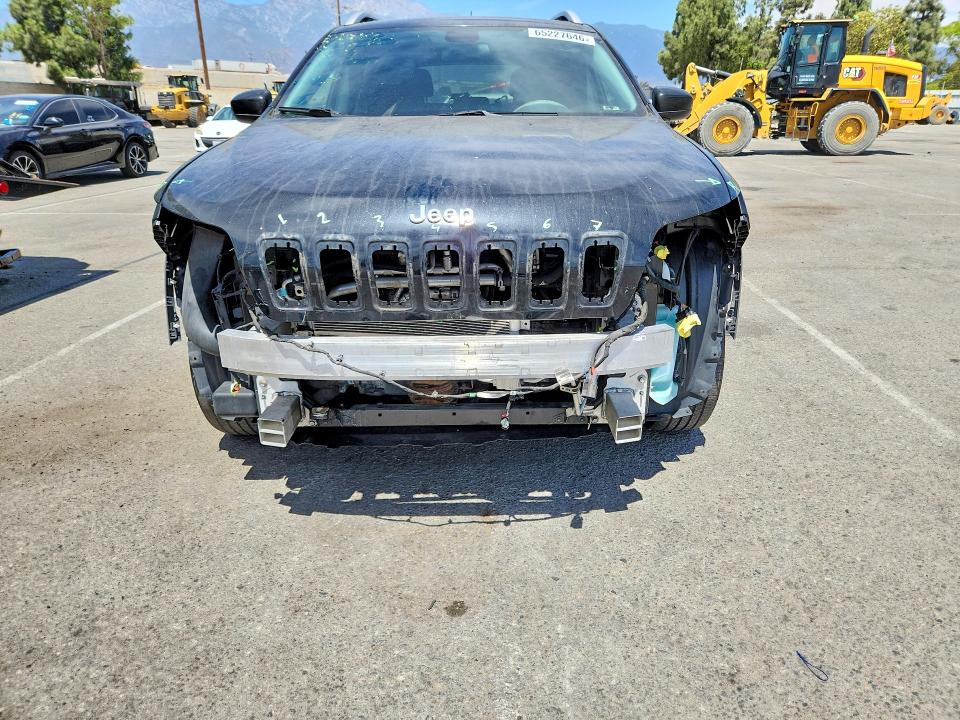 Photo 5 from auction – 2019 JEEP CHEROKEE with VIN 1C4PJMCX8KD218954