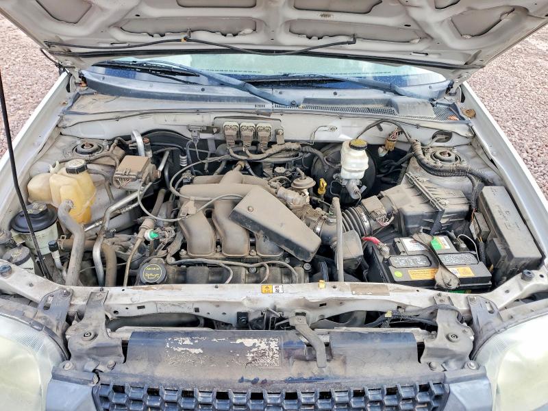 Photo 11 from auction – 2005 FORD ESCAPE with VIN 1FMCU03195KE49111