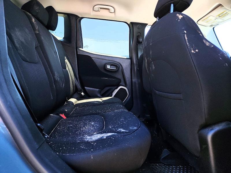 Photo 11 from auction – 2017 JEEP RENEGADE with VIN ZACCJBBH7HPF93421