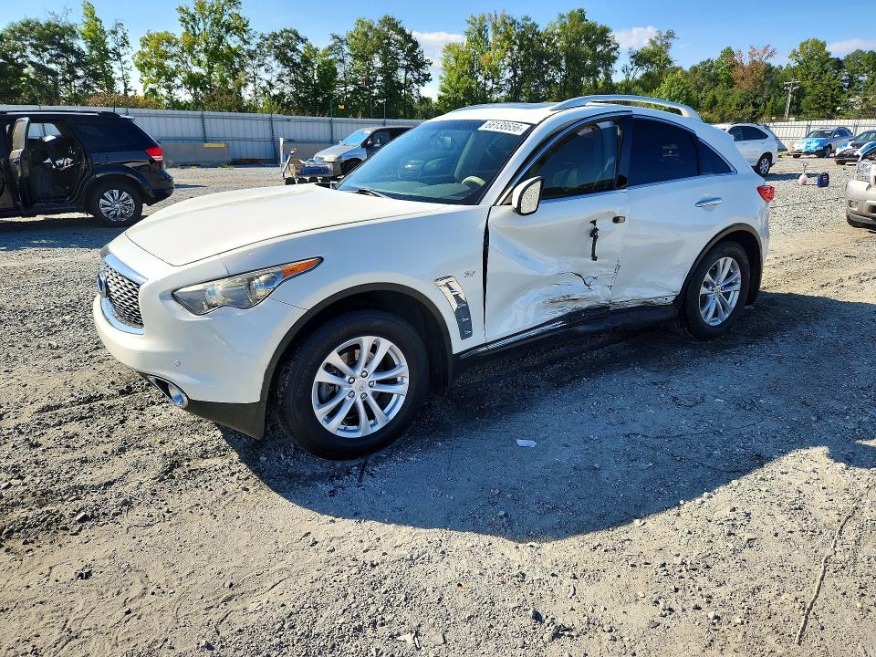 2017 INFINITI QX70 - Търг №66138656
