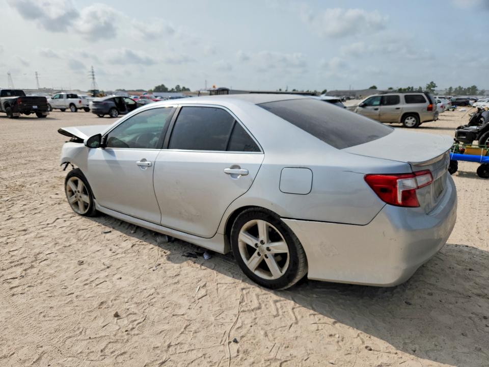 Photo 2 from auction – 2014 TOYOTA CAMRY with VIN 4T1BF1FK6EU428771