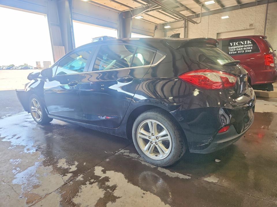 Photo 2 from auction – 2017 CHEVROLET CRUZE with VIN 3G1BE6SM2HS592480