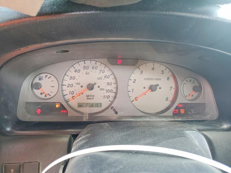 Photo 9 from auction – 2001 NISSAN FRONTIER with VIN 1N6ED27T61C313573