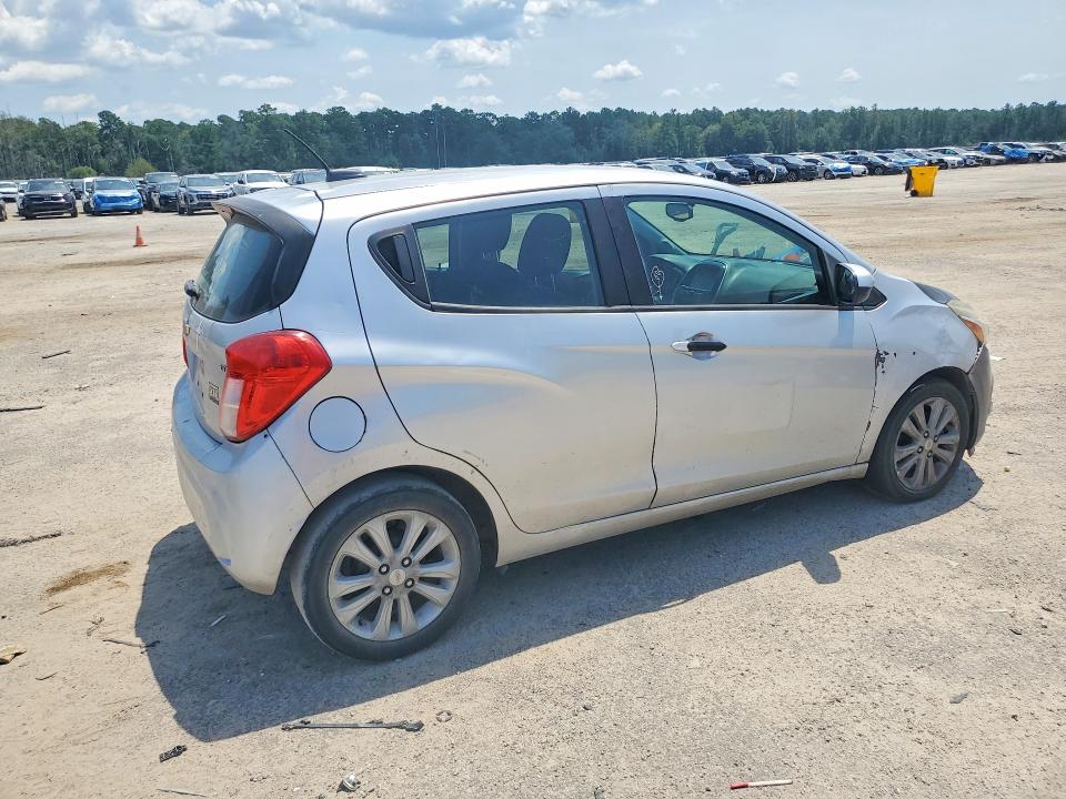 Photo 3 from auction – 2017 CHEVROLET SPARK with VIN KL8CD6SA8HC808710