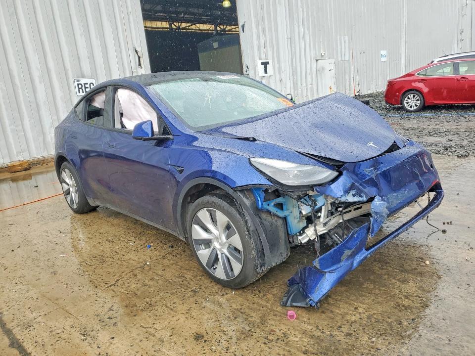Photo 4 from auction – 2023 TESLA MODEL Y with VIN 7SAYGDEE3PF850925
