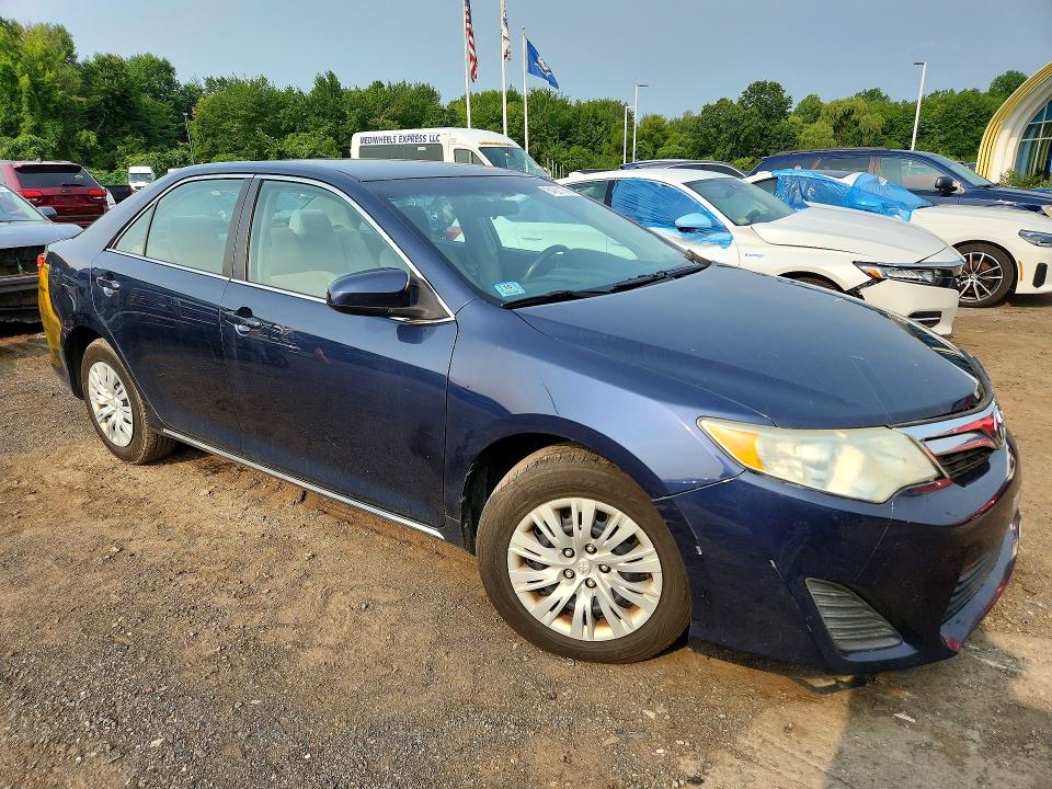Photo 4 from auction – 2014 TOYOTA CAMRY with VIN 4T4BF1FK1ER376102