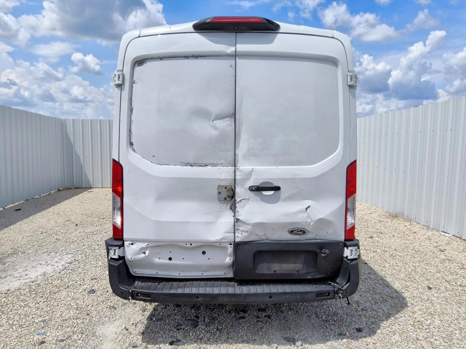 Photo 6 from auction – 2019 FORD TRANSIT with VIN 1FTYR2CM2KKB75621
