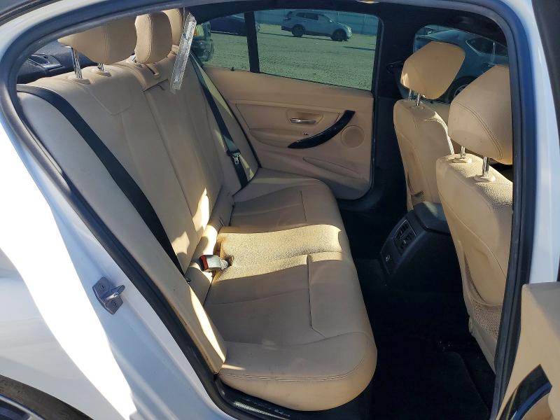 Photo 10 from auction – 2018 BMW 330 with VIN WBA8B9G56JNU99441