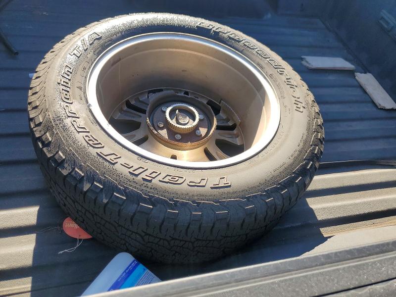 Photo 12 from auction – 2019 GMC SIERRA with VIN 1GTP8FED3KZ160880