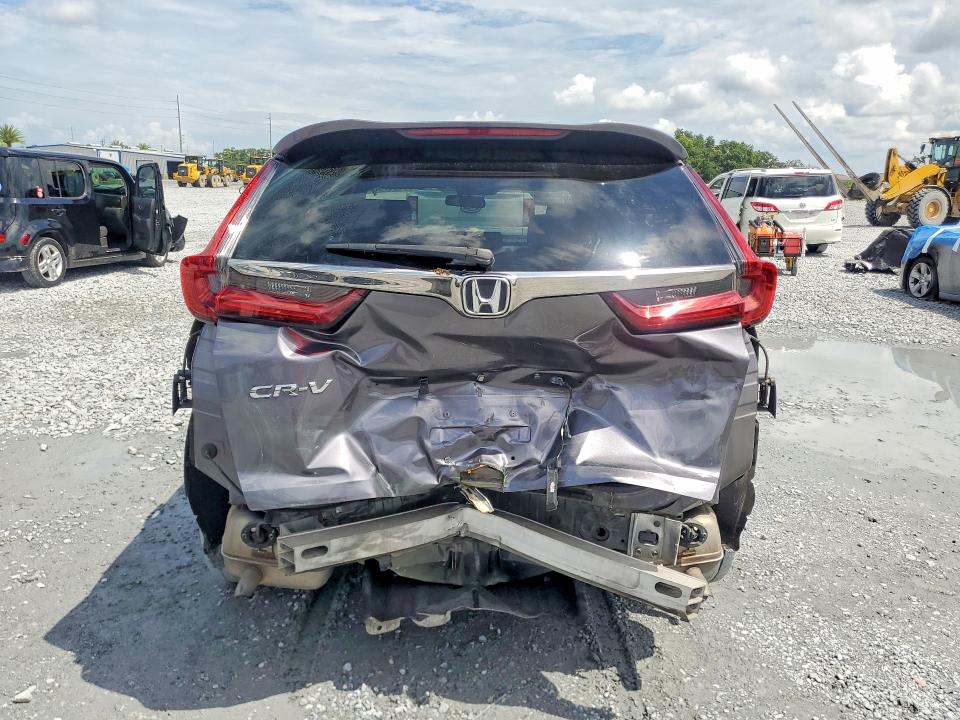 Photo 6 from auction – 2020 HONDA CR-V with VIN 7FARW1H52LE024192