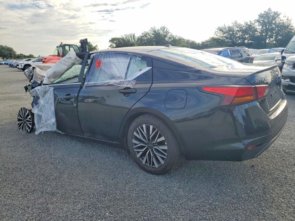 Photo 2 from auction – 2026 NISSAN ALTIMA with VIN 1N4BL4DV2TN316185