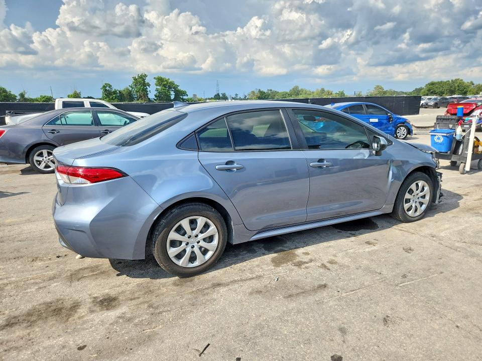 Photo 3 from auction – 2022 TOYOTA COROLLA with VIN JTDEPMAE8N3019498