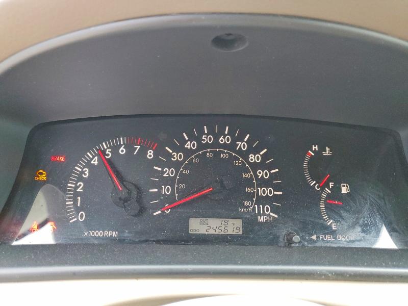 Photo 9 from auction – 2005 TOYOTA COROLLA with VIN 1NXBR32E65Z549075