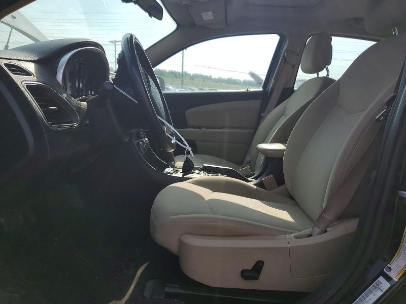 Photo 7 from auction – 2011 CHRYSLER 200 with VIN 1C3BC1FG5BN547348