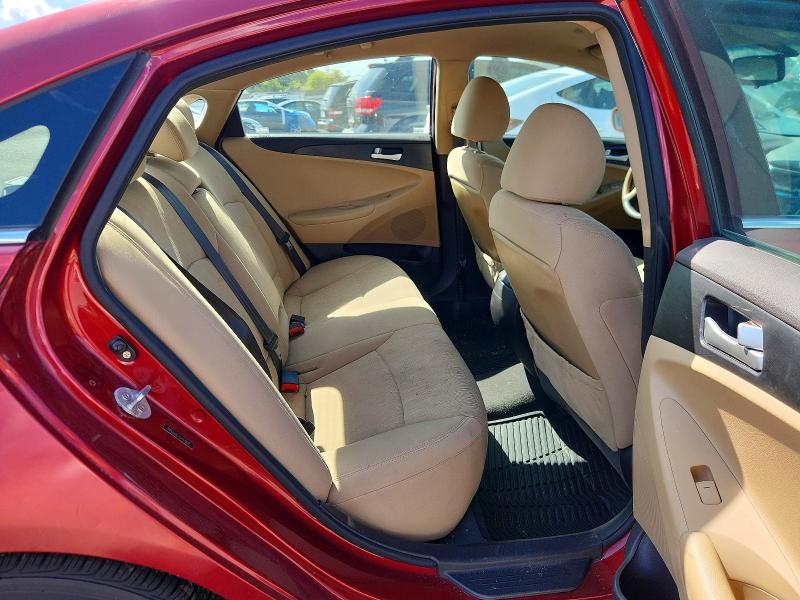 Снимка 10 от търг – 2012 HYUNDAI SONATA с VIN 5NPEB4AC7CH357909